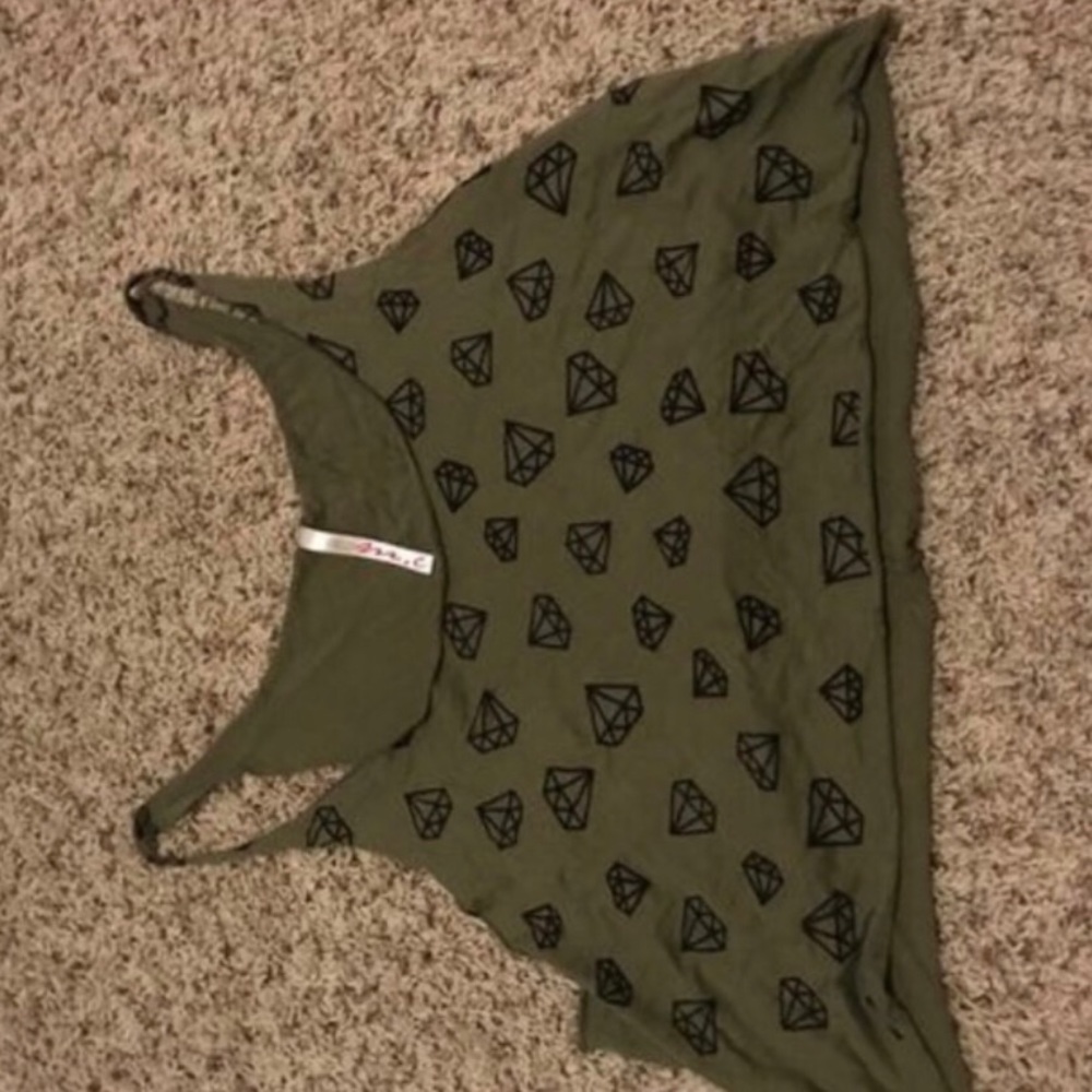 tank top-crop top